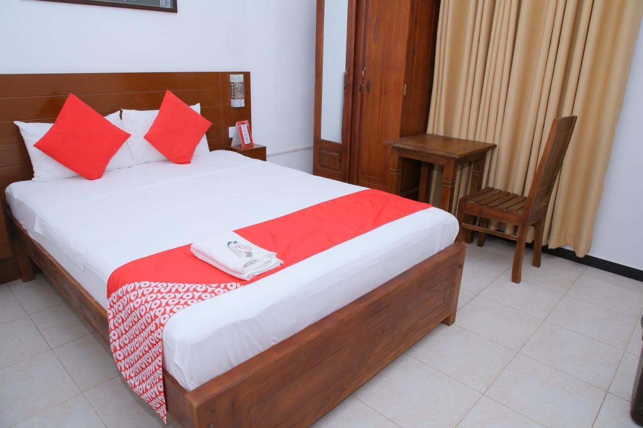 Hotel Cedar Jaffna Exterior foto